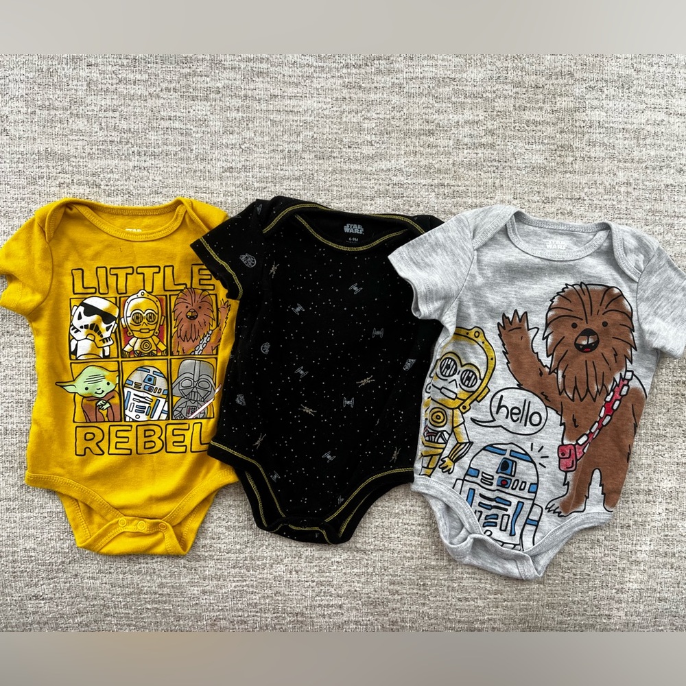 Set of 3 Star Wars onesies 6-9M